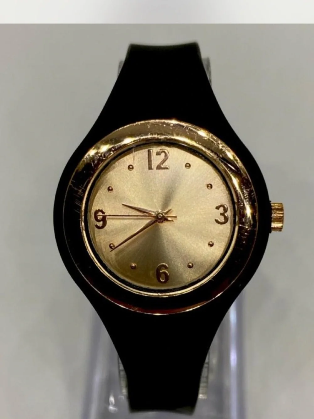 Ladies *** Gold Dial Black Silicone  Band Minimalist Watch  ^^^
